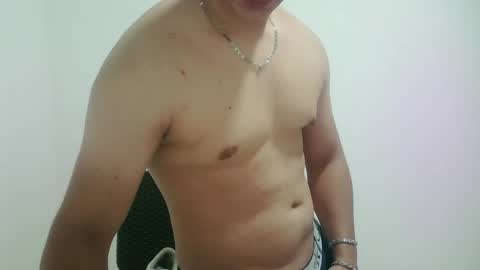 zeus_183 online show from 04-15-26, 02:07