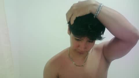 zeus_183 online show from 05-13-26, 07:50