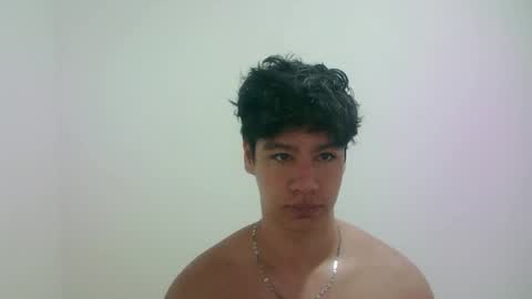 zeus_183 online show from 05-23-26, 09:02