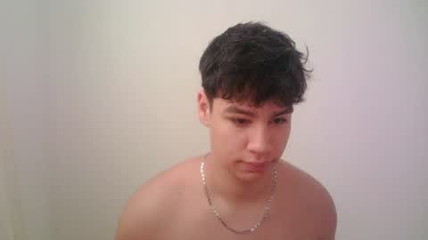 zeus_183 online show from 06-13-26, 01:42
