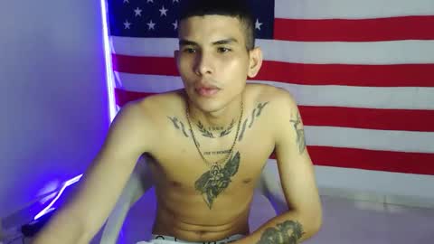 zeus_king19 online show from 11-13-25, 11:03