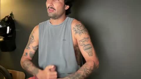 Snapshot of zeusdelicious chatting on 07-21-26, 01:41 zeusdelicious online show from 07-21-26, 01:41