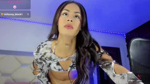 Snapshot of zeuss_x chatting on 01-11-25, 11:24 Aisha Alejandra Rosse Deus online show from 01-11-25, 11:24