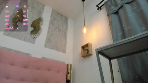 ZHAMIRA  ANDRES online show from 11-20-25, 08:30