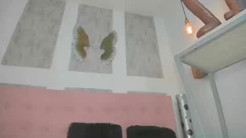 ZHAMIRA  ANDRES online show from 03-16-26, 09:30