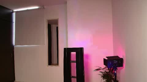 Zhara online show from 04-18-26, 12:20