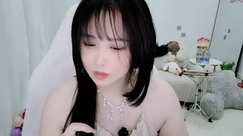 Snapshot of zhen0 chatting on 03-24-26, 04:01 zhen online show from 03-24-26, 04:01