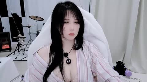Snapshot of zhen0 chatting on 04-14-26, 06:14 zhen online show from 04-14-26, 06:14