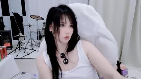 Snapshot of zhen0 chatting on 04-16-26, 09:50 zhen online show from 04-16-26, 09:50