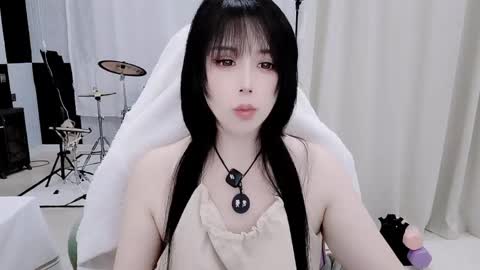 zhen online show from 05-21-26, 01:34