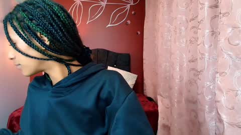 Zia Green online show from 01-06-25, 07:13