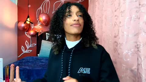 Zia Green online show from 01-24-25, 12:10