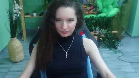 Snapshot of zianichols chatting on 02-18-25, 11:41 zianichols online show from 02-18-25, 11:41