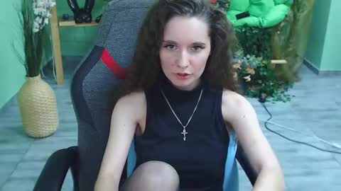 Snapshot of zianichols chatting on 02-22-25, 02:06 zianichols online show from 02-22-25, 02:06