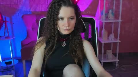 Snapshot of zianichols chatting on 03-06-25, 10:41 zianichols online show from 03-06-25, 10:41