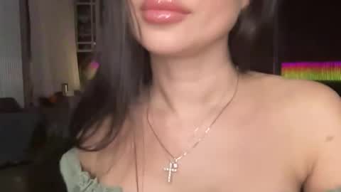 Snapshot of zidya06 chatting on 11-25-25, 11:16 Nensi online show from 11-25-25, 11:16