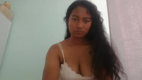 elly online show from 03-05-26, 05:47