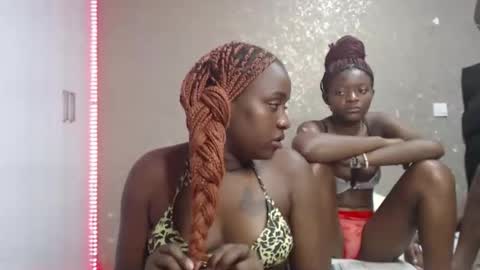 Zinadine online show from 02-28-26, 06:09