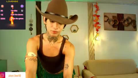 Snapshot of zion__lee chatting on 07-19-26, 07:39 Zion online show from 07-19-26, 07:39