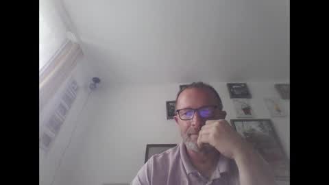 Snapshot of zippi55 chatting on 09-21-25, 09:44 Zippi online show from 09-21-25, 09:44