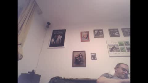 Zippi online show from 11-18-25, 06:45