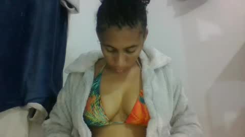 Snapshot of zittaa chatting on 06-14-26, 04:09 zittaa online show from 06-14-26, 04:09