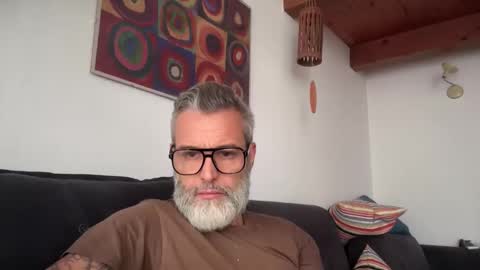 Snapshot of zkopa69 chatting on 10-17-25, 07:33 zkopa69 online show from 10-17-25, 07:33