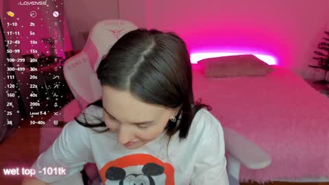 Zlata  Mon Tue Thu Fri Sun Sa GMT 3 0000pm - 0600pm  online show from 01-08-25, 09:34