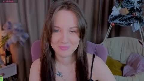 Zlata  Mon Tue Thu Fri Sun Sa GMT 3 0000pm - 0600pm  online show from 01-10-26, 09:11