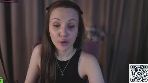 Zlata  Mon Tue Thu Fri Sun Sa GMT 3 0000pm - 0600pm  online show from 06-10-26, 08:02