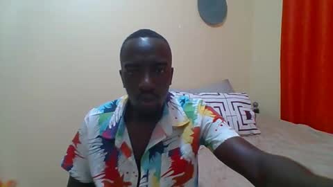 Zlatann2012 online show from 10-22-25, 12:49