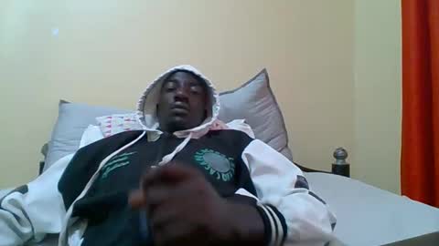 Zlatann2012 online show from 01-17-26, 05:45