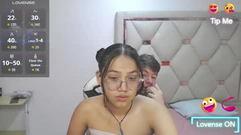 Snapshot of zoe_and_jackk_ chatting on 05-10-26, 08:14 ZOE AND JACK online show from 05-10-26, 08:14