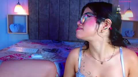 Snapshot of zoe_axel1 chatting on 04-26-26, 06:27 zoe_axel1 online show from 04-26-26, 06:27