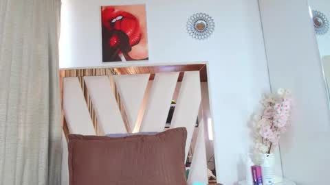 Zoe online show from 09-23-25, 12:30