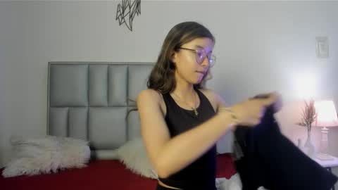 zoe_dear online show from 03-24-26, 12:48