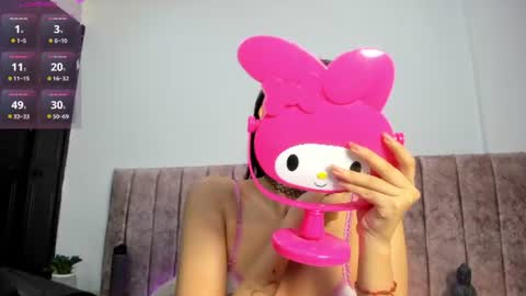 zoe_evaanss_ online show from 08-07-26, 12:18