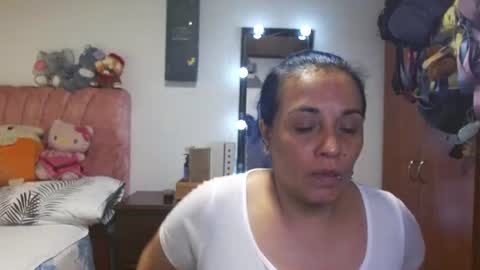 Snapshot of zoe_hotxxx chatting on 07-15-26, 02:33 zoe hotxxx online show from 07-15-26, 02:33