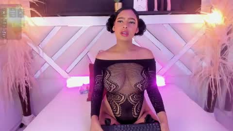 Zoey  online show from 04-01-26, 09:56