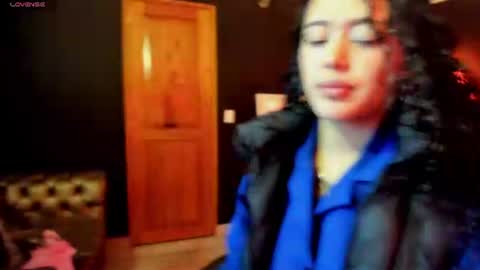 zoe  online show from 07-12-26, 02:02
