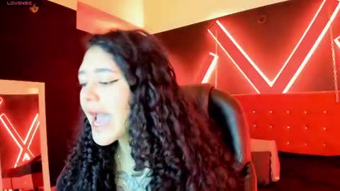 zoe  online show from 08-02-26, 04:00