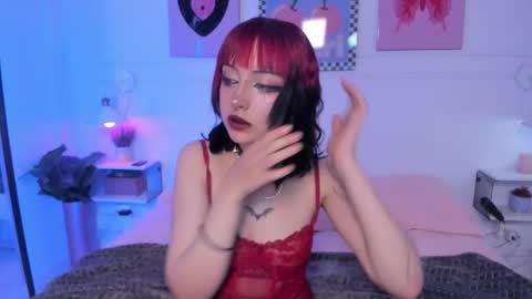 Zoe Lynch online show from 02-19-26, 03:52