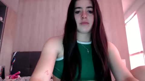 Snapshot of zoe_mill33r chatting on 12-02-24, 08:44 Zoe online show from 12-02-24, 08:44