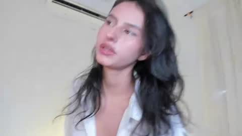 Snapshot of zoe_mrl chatting on 06-16-26, 12:41 zoe_mrl online show from 06-16-26, 12:41