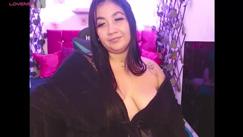 zoe_naughty22 online show from 02-21-26, 05:41