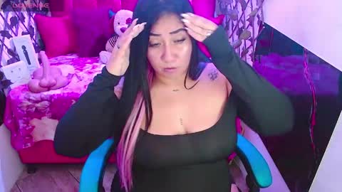 Snapshot of zoe_naughty22 chatting on 04-29-26, 03:32 zoe_naughty22 online show from 04-29-26, 03:32