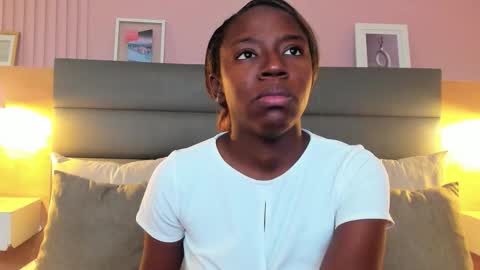 Zoe Novakk  online show from 01-19-26, 01:15