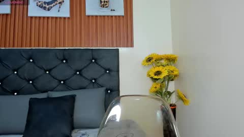 Zoe online show from 09-18-25, 08:11