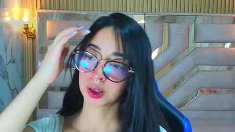 Zoe  online show from 10-16-25, 03:29