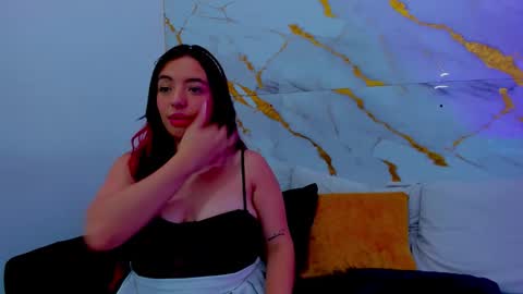 Zoe online show from 03-05-26, 10:17